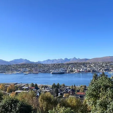 Med Spektakulaer Utsikt Tromso